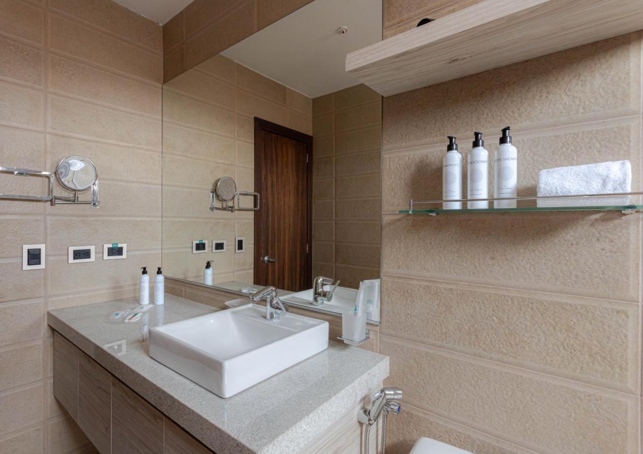Hotel Puerto Pacifico Guayaquil Airport Екстер'єр фото