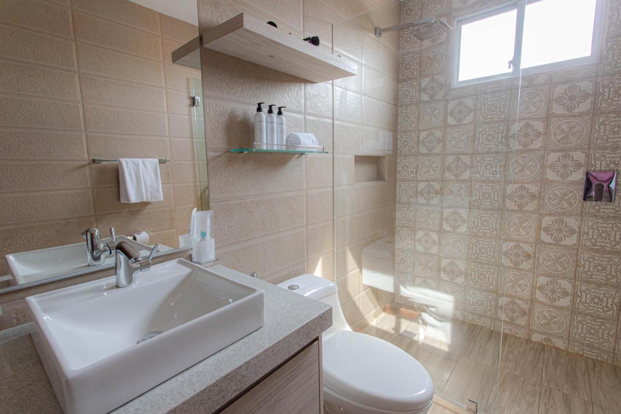 Hotel Puerto Pacifico Guayaquil Airport Екстер'єр фото
