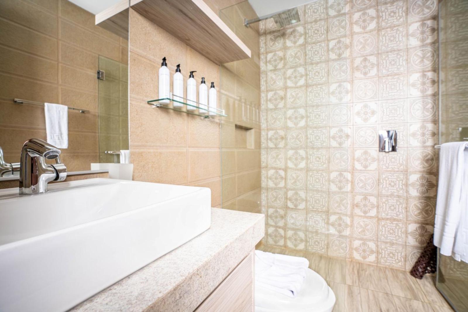 Hotel Puerto Pacifico Guayaquil Airport Екстер'єр фото